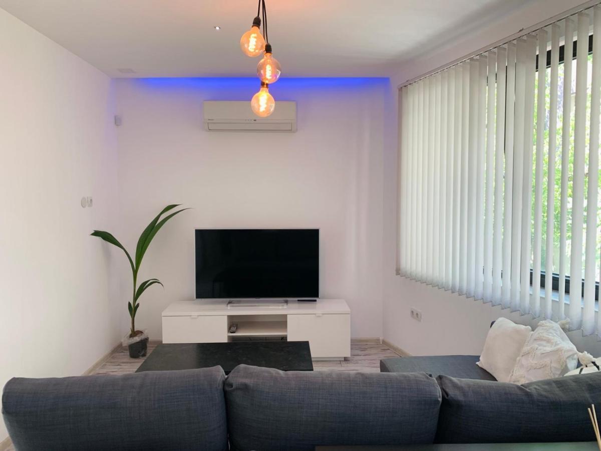 Nordic Style Apartment With Underground Parking Софія Екстер'єр фото